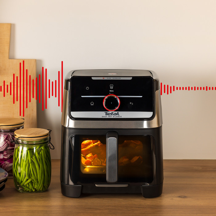Tefal Easy Fry Smart & Silence EY876D produit à l'usage