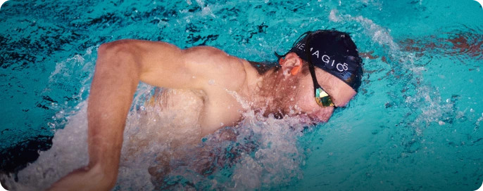 Shokz OpenSwim Pro USB-C Gris produit à l'usage