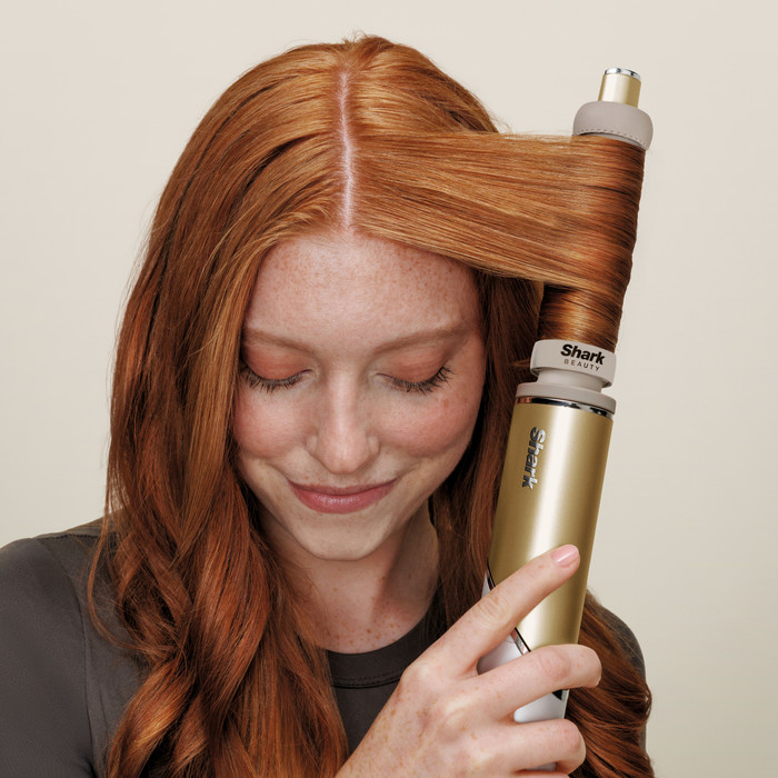 Shark Glam 5-in-1 HD6051SEU product in gebruik