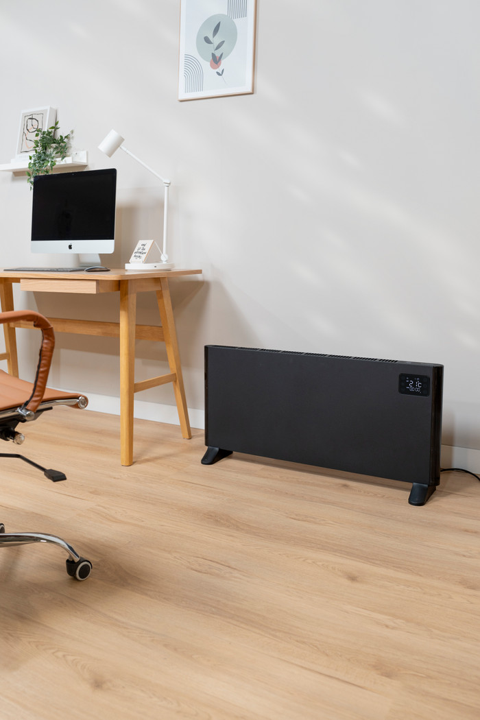 Eurom Alutherm 2500 WiFi Black product in use