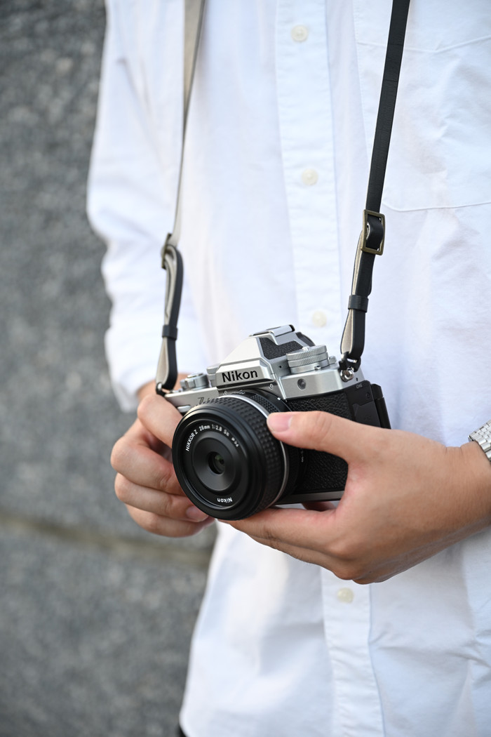 Nikon Z f Zilver + NIKKOR Z 40mm f/2.0 visual leverancier