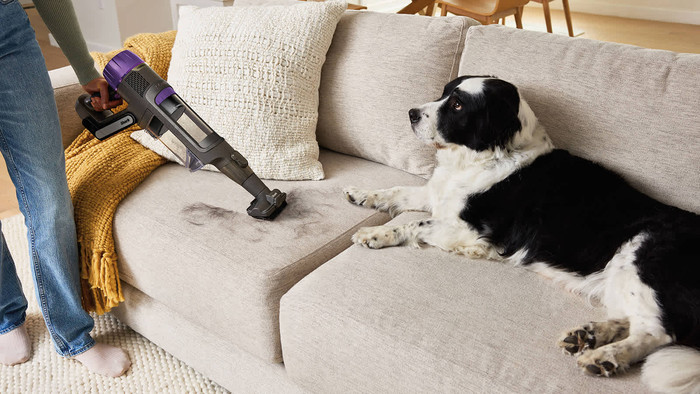 Shark PowerDetect Pet Clean & Empty IP3251EUT produit à l'usage