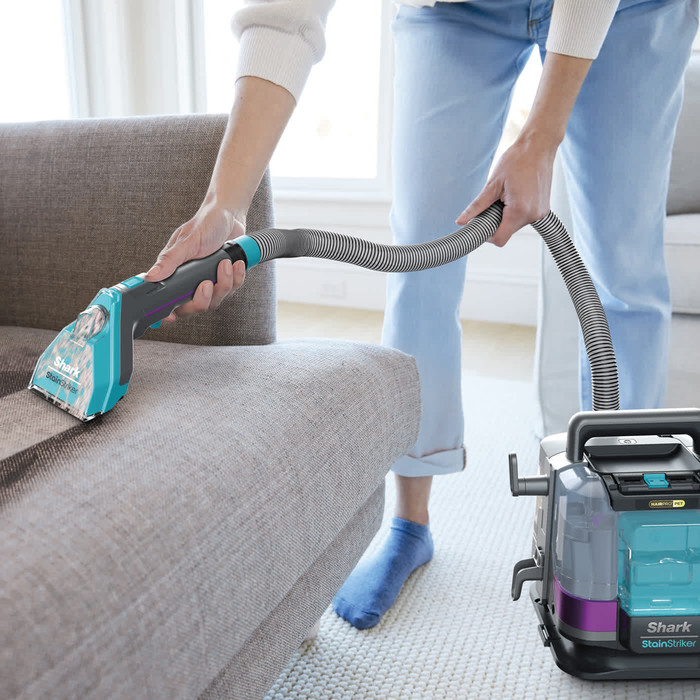 Shark StainStriker HairPro Pet PX250EUT product in gebruik