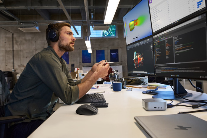 HP 780M Ultra-Fast Scroll Draadloze Muis product in gebruik