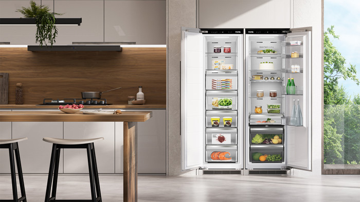 ETNA KKD8178C product in use