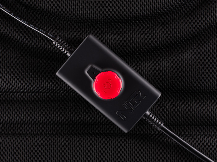 Next Level Racing HF8 PRO Haptische Feedback Gaming Pad detail