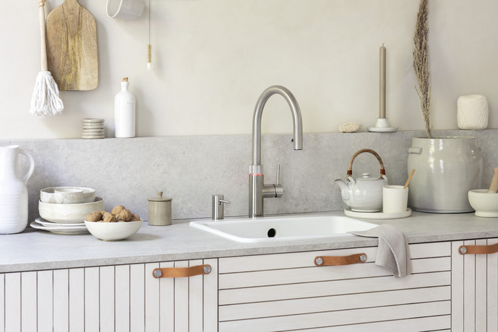 Quooker COMBI+ + Quooker Flex Round RVS product in gebruik
