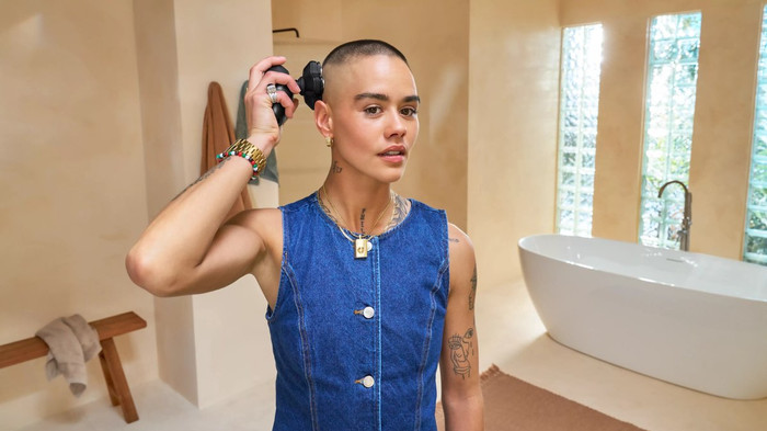 Philips Headshaver Series 5000 HS5980/15 product in gebruik