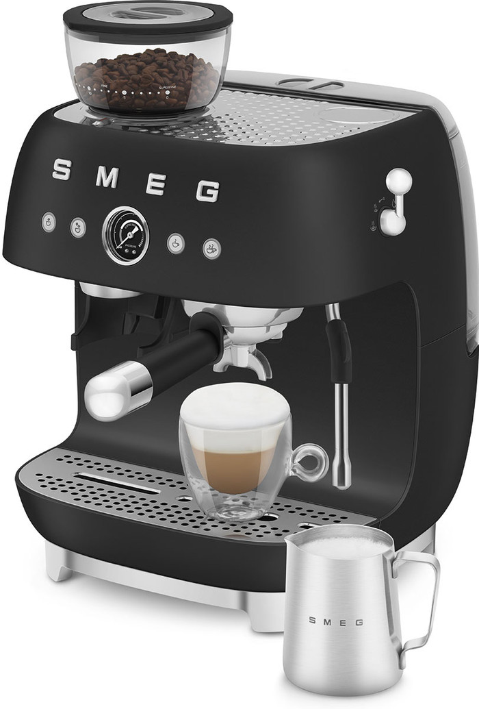 SMEG EGF03BLMEU Mat Zwart linkerkant