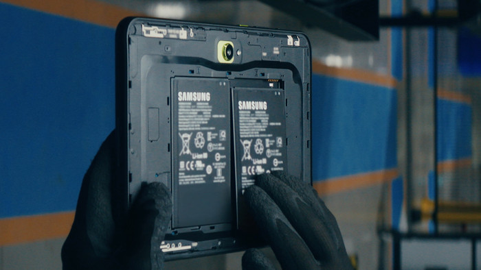 Samsung Galaxy Tab Active5 Pro 10,1 inch 256GB Wifi + 5G product in gebruik