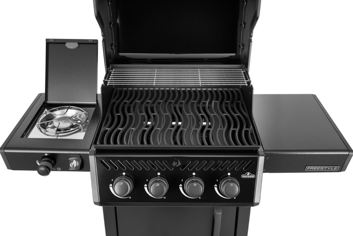 Napoleon Freestyle 425 SB Zwart binnenkant