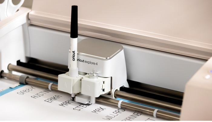 Cricut Explore/Maker Dual-Sided Markers Ultimate 20-pack product in gebruik