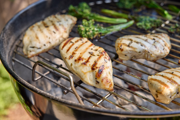 Weber Original Kettle 57 cm Zwart detail