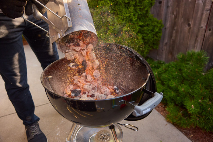 Weber Original Kettle 57 cm Zwart detail