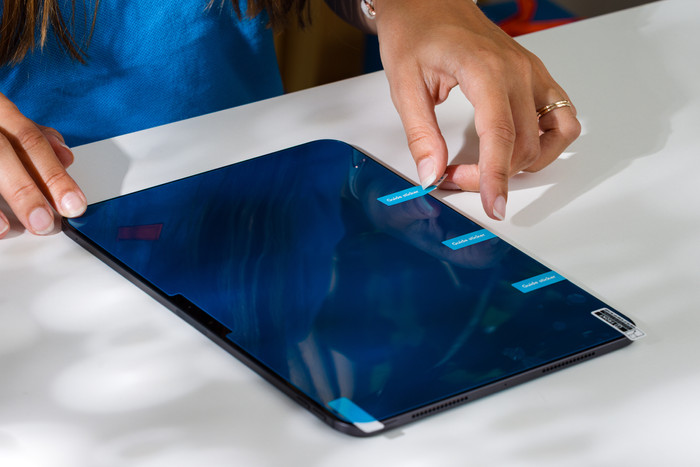 BlueBuilt Apple iPad Air (2025/2024) 11 Pouces Paperfeel Protège-écran produit à l'usage