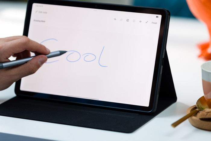 BlueBuilt Lenovo M11 Book Case Black product in use