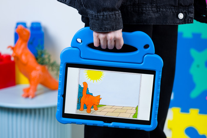 BlueBuilt Samsung Galaxy Tab A9 Plus Kids Cover Blue product in use