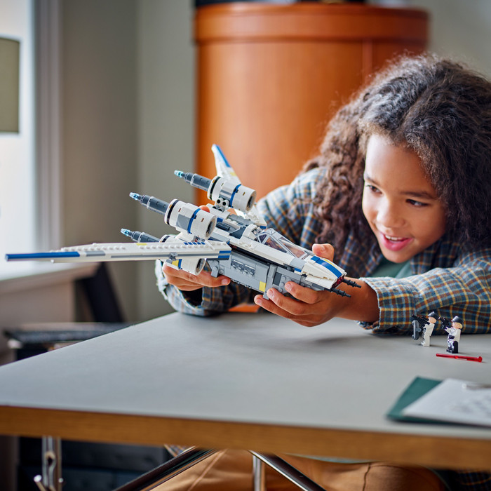LEGO Star Wars Rebel U-Wing Starfighter 75399 product in use