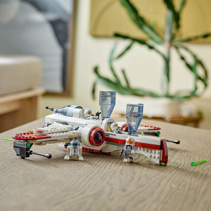 LEGO Star Wars Le Chasseur ARC-170 75402 produit à l'usage
