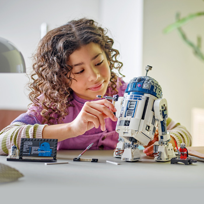 LEGO Star Wars R2-D2 75379 product in gebruik