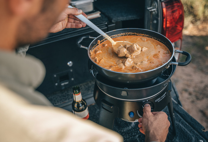 CADAC Safari Chef 30 LP Deluxe 30mbar product in use