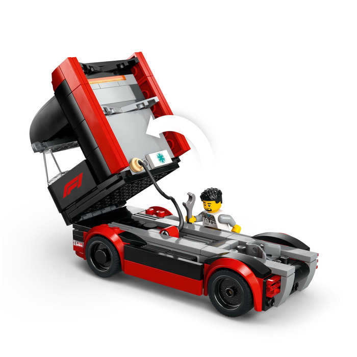 LEGO City F1 Truck met RB20 en AMR24 F1 auto's 60445 product in gebruik