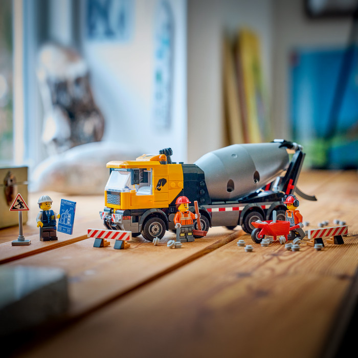 LEGO City Cement Mixer 60478 product in use