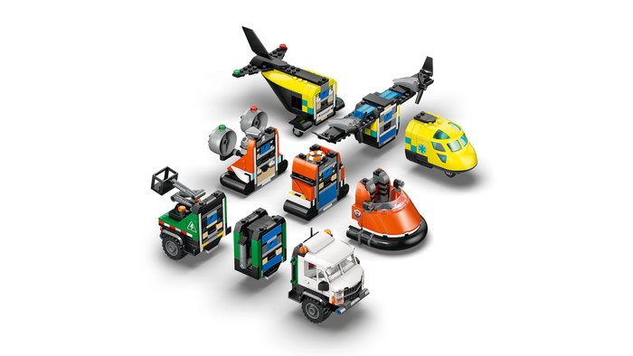 LEGO City Vliegtuig, Servicewagen en Hovercraft remix 60505 product in gebruik