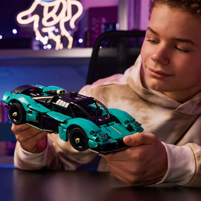 LEGO Technic - Aston Martin Valkyrie 42208 produit à l'usage
