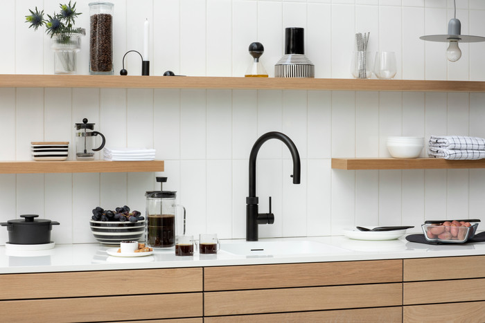 Quooker COMBI+ + Quooker Flex Round Zwart product in gebruik