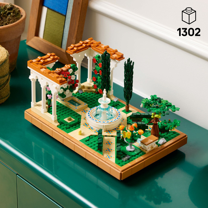 LEGO Icons Fountain Garden 10359 product in use