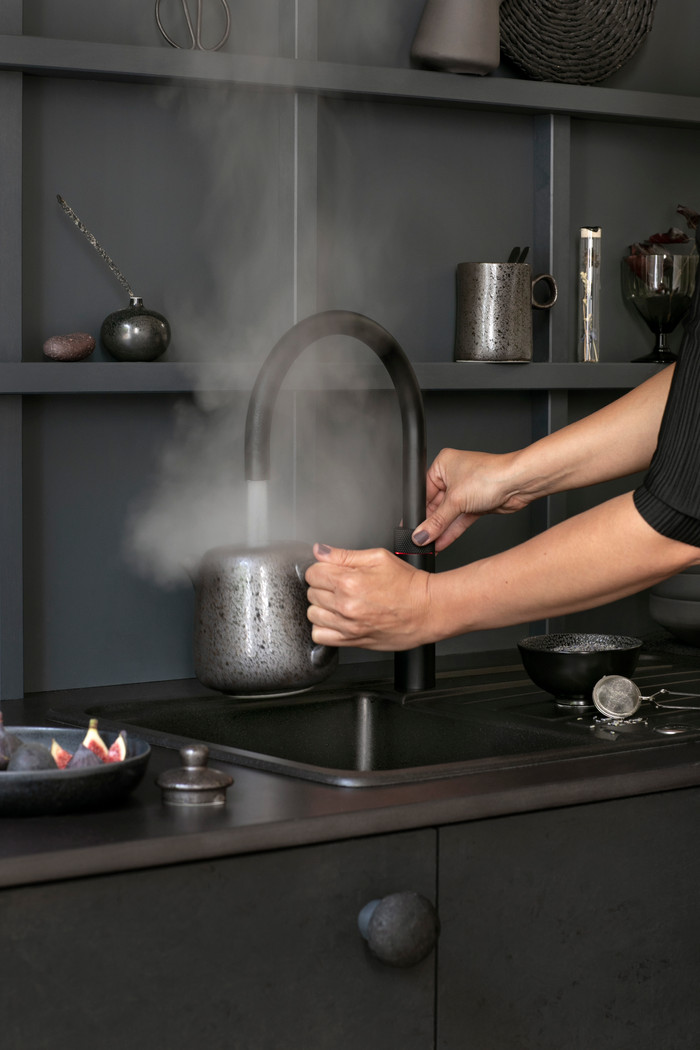 Quooker PRO3 & Quooker Fusion Round Noir produit à l'usage