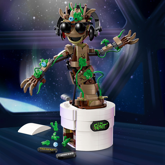 LEGO Marvel Dancing Groot 76297 product in use