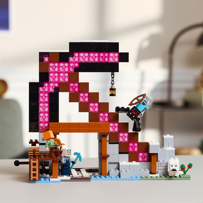 LEGO Minecraft The Pickaxe Mine 21277 product in use