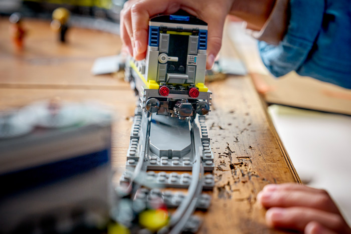 LEGO City Police Train Heist 60508 product in use