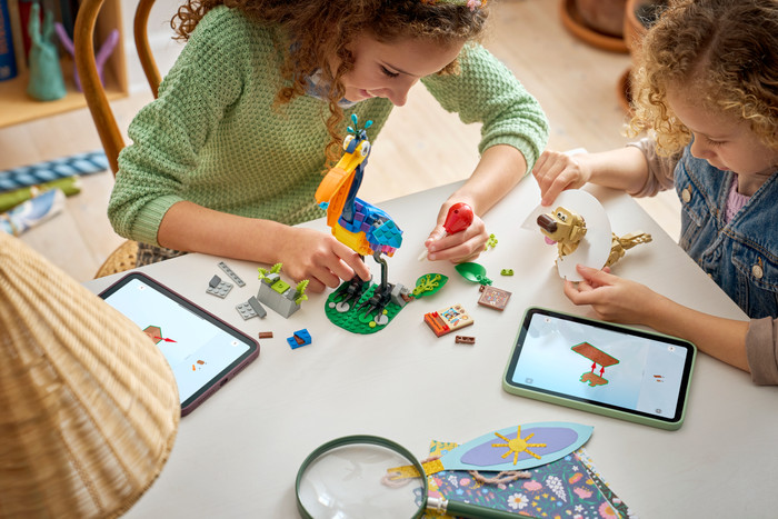 LEGO Disney - Pixar Kevin et Doug 43290 produit à l'usage