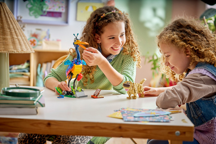 LEGO Disney - Pixar Kevin et Doug 43290 produit à l'usage