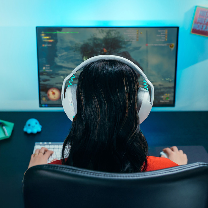 Logitech G321 Lightspeed Draadloze Gaming Headset Wit product in gebruik