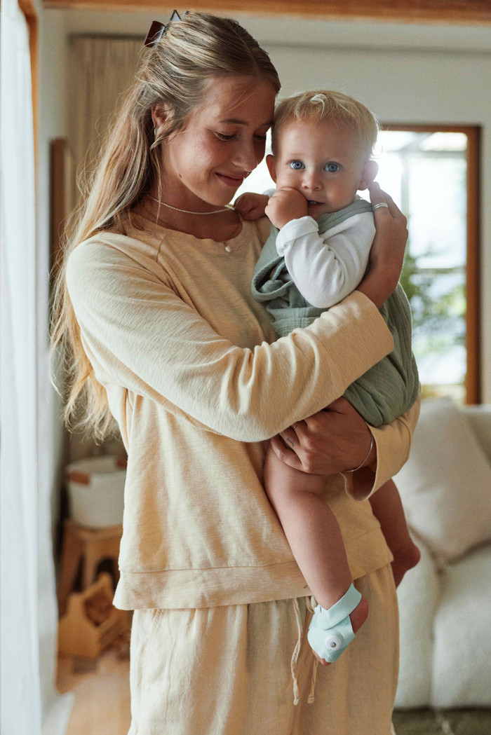 Owlet Dream Sock Dusty Rose OW-DS-RO product in gebruik