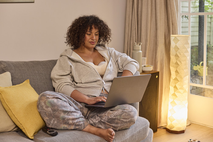 Medela Motion InBra Double product in gebruik