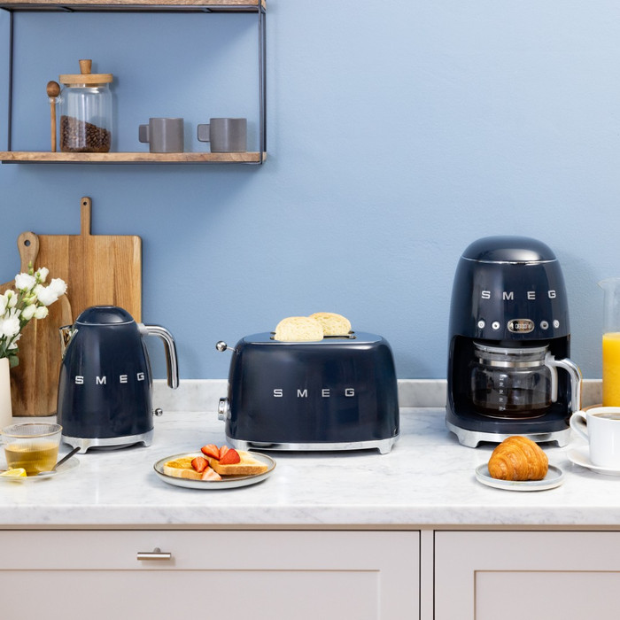 SMEG KLF03NBEU Navy Blue produit à l'usage