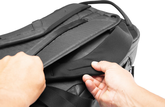 Peak Design Travel Backpack 30L v2 Black detail