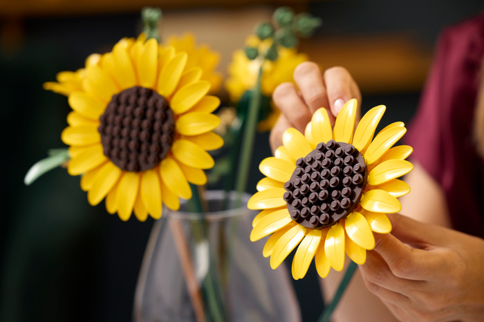 LEGO Botanicals - Le Bouquet de Tournesols 11502 produit à l'usage