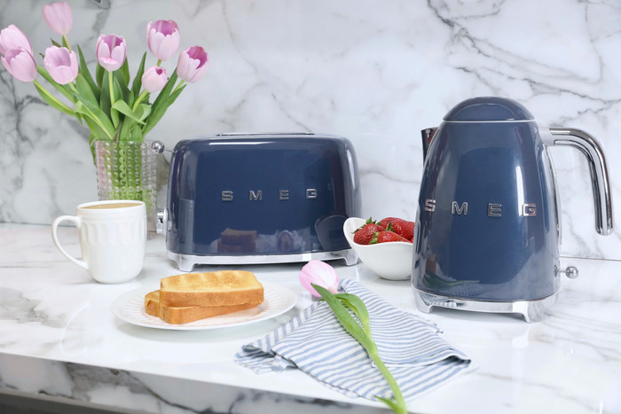 SMEG KLF03NBEU Navy Blue produit à l'usage
