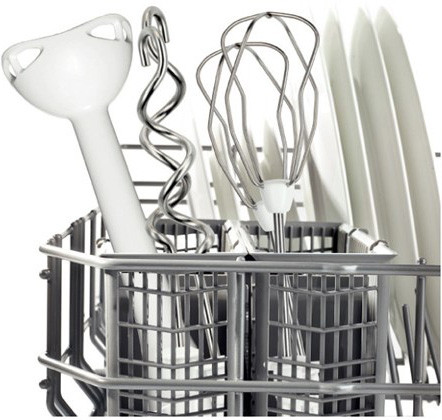 Bosch MFQ36440 ErgoMixx Hand Mixer product in use