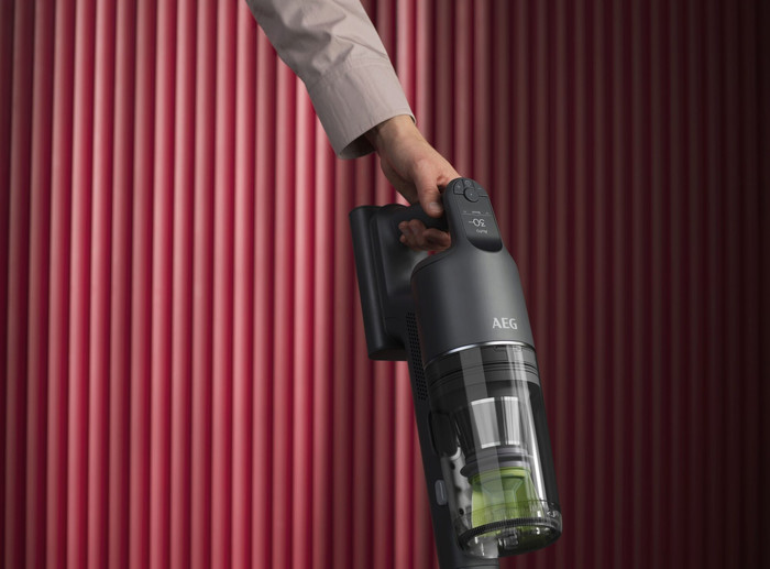 AEG AP91AB21DG Animal 9000 product in use