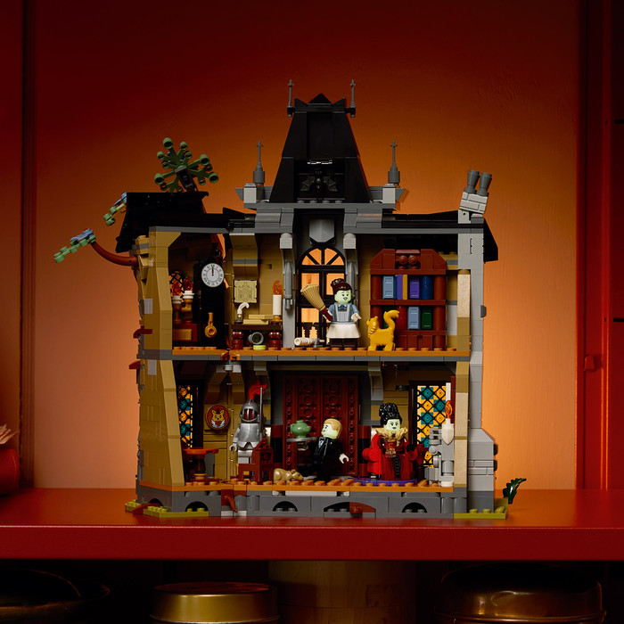 LEGO Icons - Le Manoir du Maire 11383 produit à l'usage