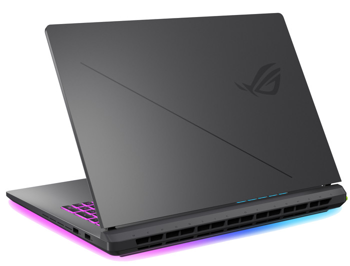 ASUS ROG Strix 18 G815LR-S9320W back
