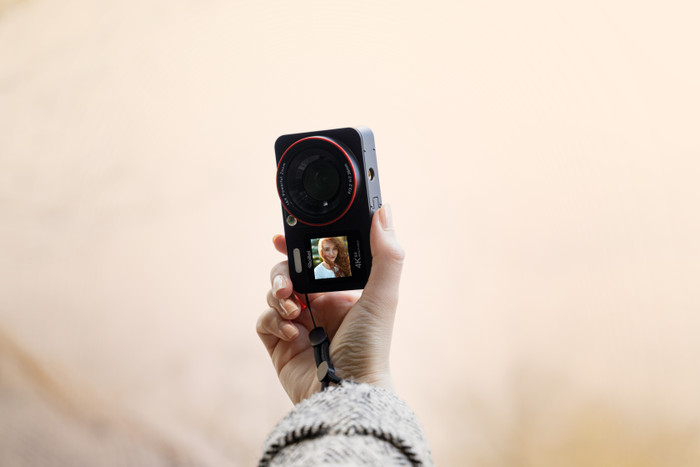 Rollei Compactline 64 Dual Screen product in gebruik