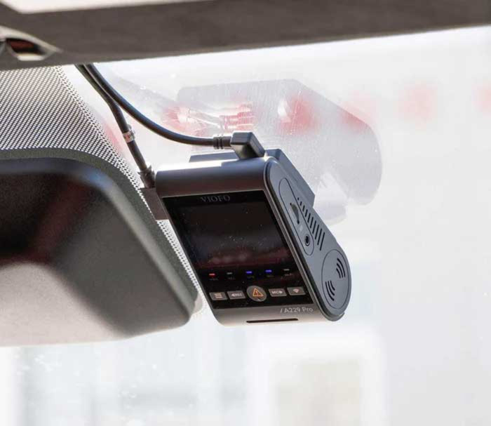 Viofo A229 Pro 3CH 4K Wifi GPS produit à l'usage